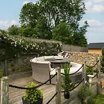 Holiday home 2 Bed In Oc-ds913