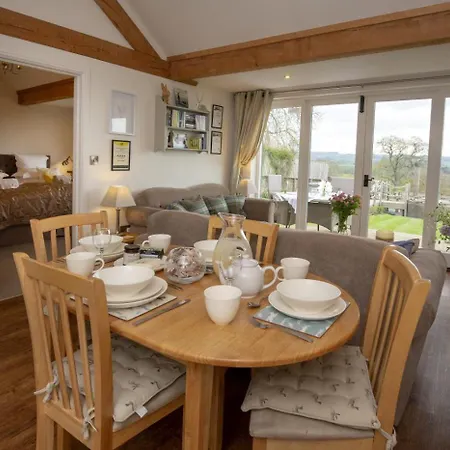 2 Bed In Oc-ds913 * Finghall