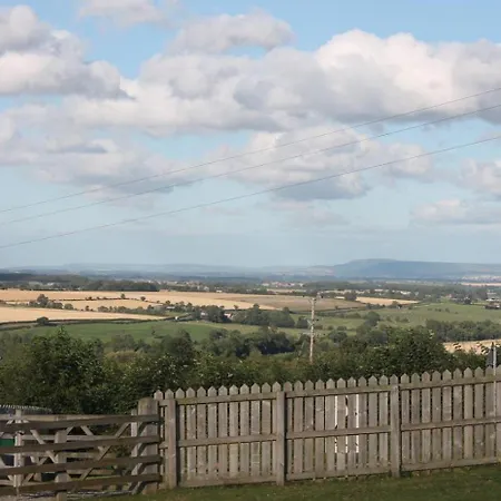 2 Bed In Oc-ds913 Finghall