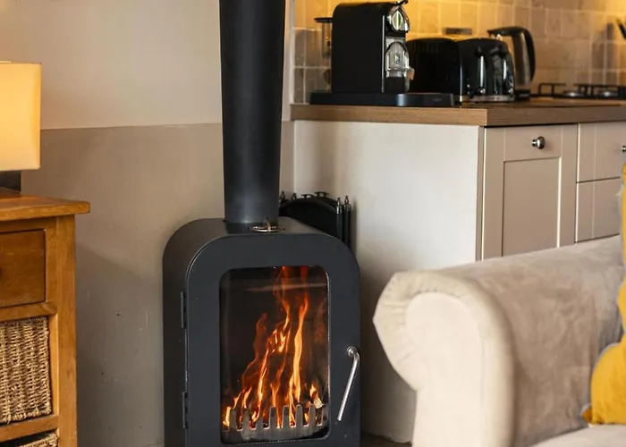 2 Bed In Oc-ds913 Holiday home